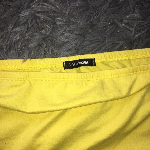 Fashion Nova yellow off the shoulder top - Picture 3 of 4